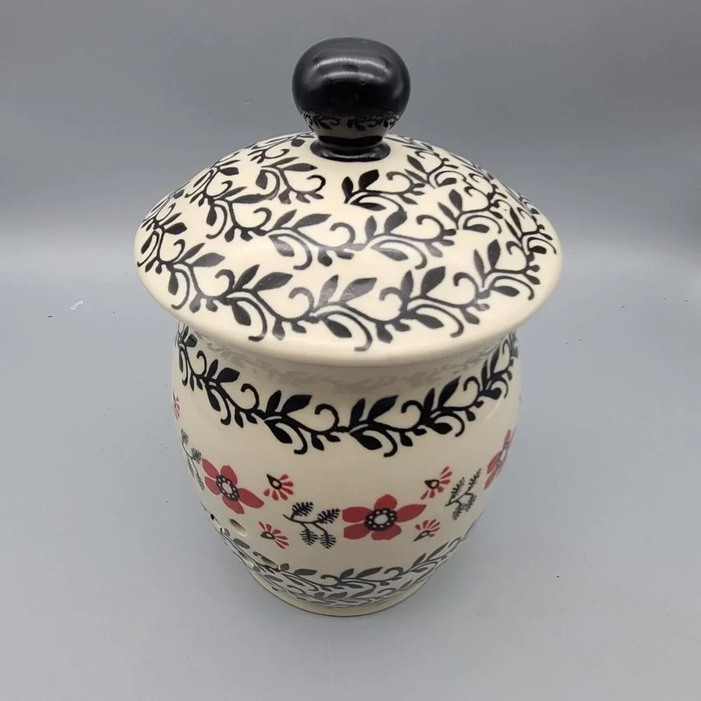 Polish Pottery Garlic and Onion Jar with lid 7